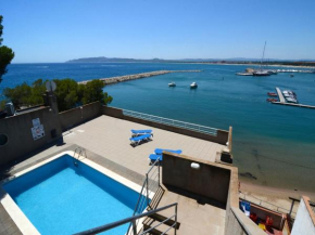 Apartment in Estartit with sea beach